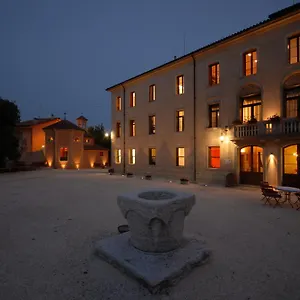  Alloggio per agriturismo Panigai Italia